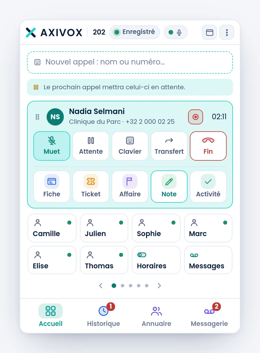Une conversation enregistrée, micro coupé